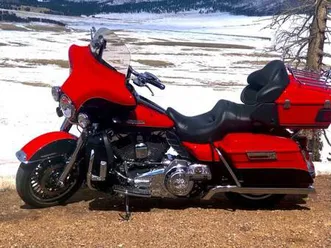 2010 harley electra glide ultra limited- low miles
