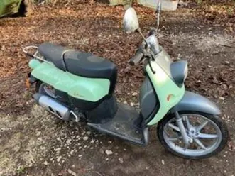 ② benelli pepe 50 klasse b scooter