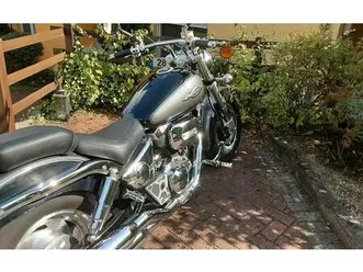 hiermit biete ich meine suzuki vz 800 marauder an