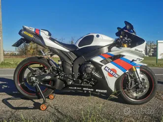 yamaha yzf-r1 martini