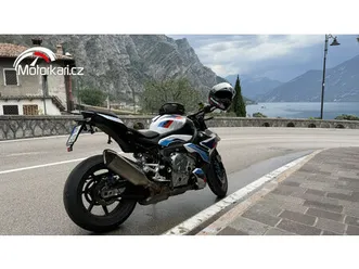 bmw m 1000 r