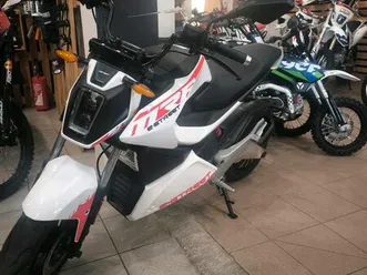 mrf e street ausstellungsstück 1750!!!