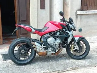 mv agusta brutale 675 2014