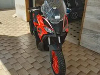 aprilia sr gt 125 sport