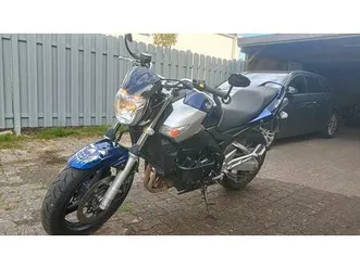 suzuki gsr 600 a