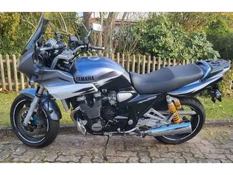 yamaha xjr 1300 naked bike / tourer
