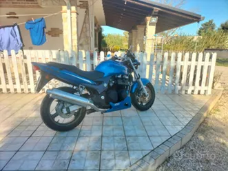 kawasaki 750 zr7