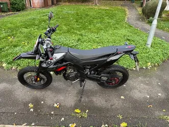 aprilia sx 125 super moto petrol manual euro 4 (14 ps) 124 cc