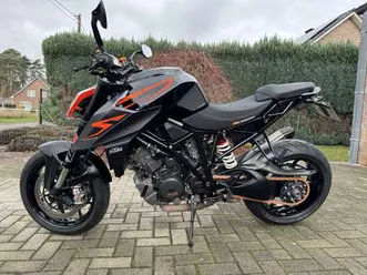 super duke r
