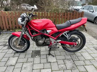 suzuki bandit 400 a2