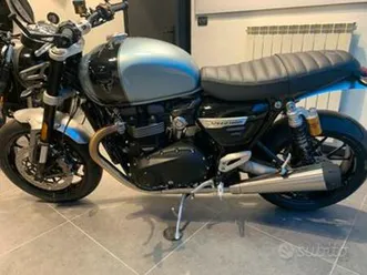 triumph speed twin 1200 breitling edition n. 206