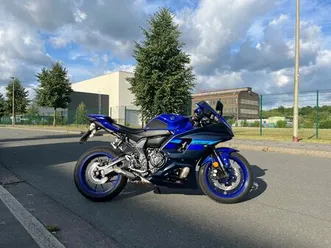 yamaha yzf r7