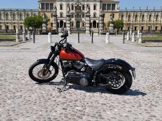 harley-davidson softail blackline arancione