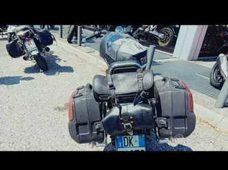 moto guzzi nevada i.e 750 marrone