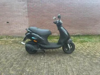piaggio-zip-50cc-2t-scooters-piaggio-marktplaats