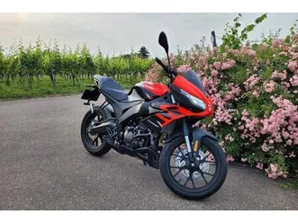 aprilia tuono mit quick shifter und garantie