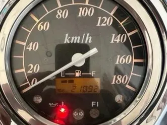 suzuki - intruder 800c