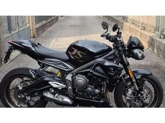 vendo triumph street triple rs (2020 - 22) usata a varese (codice 9889931) - moto.it