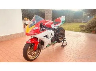 cbr1000rr 2006 pista