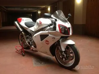 honda vtr sp01