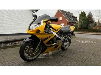 suzuki gsx-r 750 k1