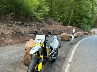 husqvarna 701 supermoto