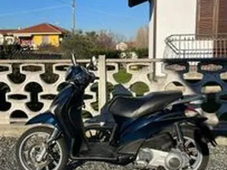 piaggio liberty 150