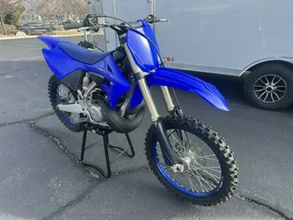 2024 yamaha yz250 team yamaha blue