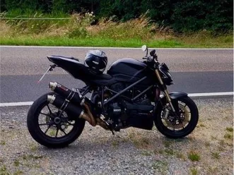 ducati streetfighter 848 - top gepflegt
