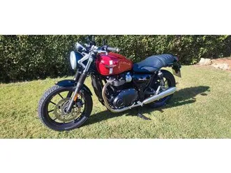 triumph street twin 900