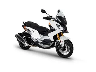 peugeot xp 400 ( 8 monate alt neupreis 7900 euro)