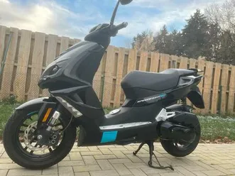 peugeot speedfight 4 sondermodell darkside