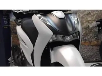 vendo honda sh 125i sport (2024 - 25) usata a catanzaro (codice 9889440) - moto.it