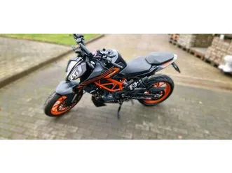 ktm duke 125 (2021)