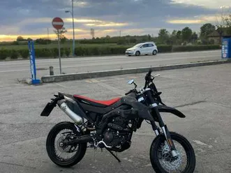aprilia sx 125 abs
