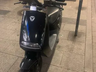 yadea elektor roller mit 2 akkus 120km reichweite