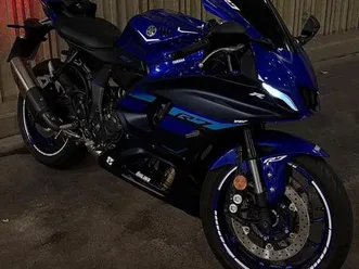 yamaha yzf r7 | unikat | 1.hand | nur 800km | akrapovic