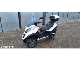 piaggio mp-3