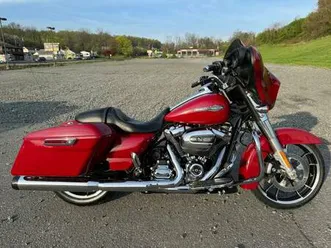 2021 harley davidson street glide w/ extras financing available