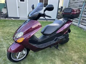 scooter mbk skyliner yp 125 canton tessin -