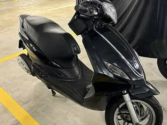 piaggio fly 125 (wenig km) canton zurich -