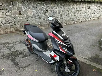 scooter piaggio 49cm