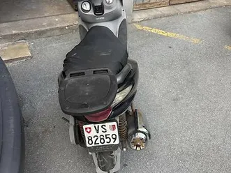 sym 125 - dans l?état