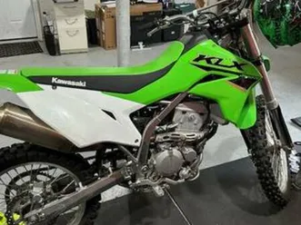 2022 klx300 dirt bike
