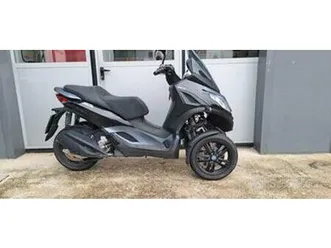 piaggio mp3 300 hpe