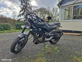 husqvarna svartpilen 125 moto