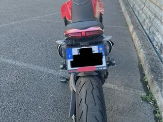 ducati hypermotard 950