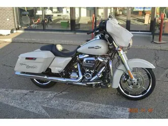 2022 harley-davidson flhx street glide