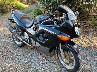 suzuki gsxf 750