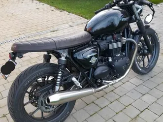moto triump street twin